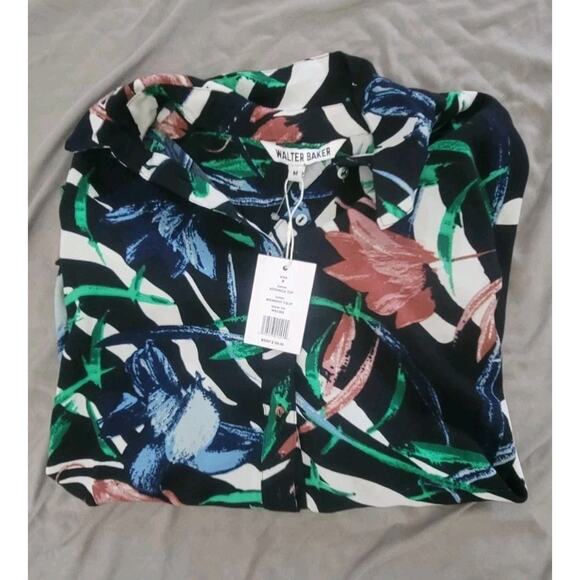BNWT Walter Baker Veronica Womens Printed Polyester Button-down Top In Blue SZ M - Picture 2 of 5